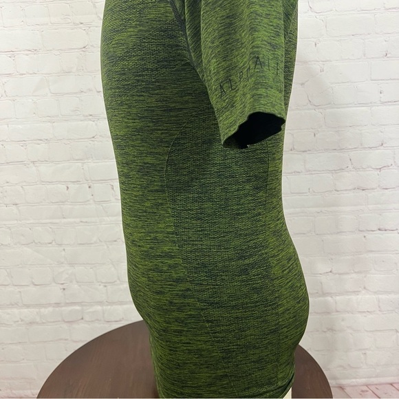 ALPHALETE MUSCLE SHIRT GYM SHIRT NWT MEDIUM VERY STRETCHY - Picture 11 of 16